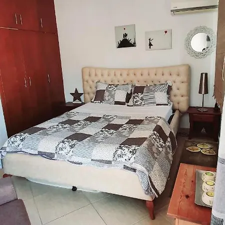 Modern Apartment Near The Beach Oroklini Cyprus Apartamento